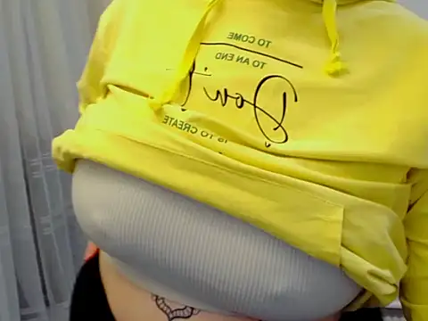 Chat +18 de Lady_Tiana ao vivo