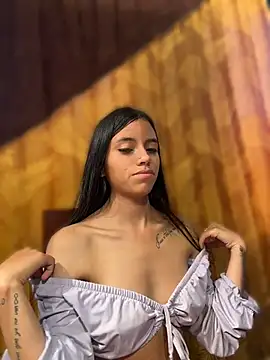 Chat +18 de CELESTE_-EC ao vivo