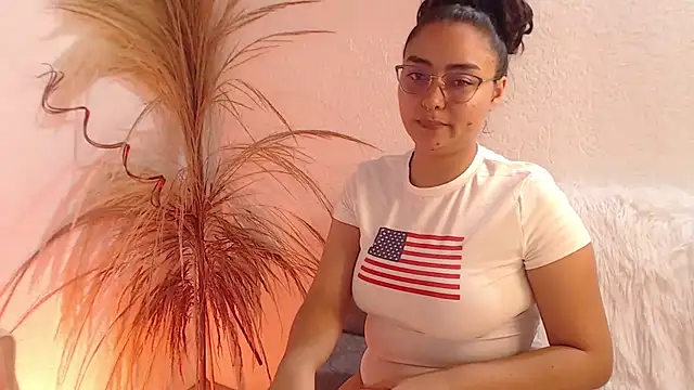 Chat +18 de _Kim__M ao vivo