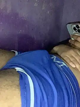 Sexy_king4 Adlı Modelin Canlı XXX Sohbeti