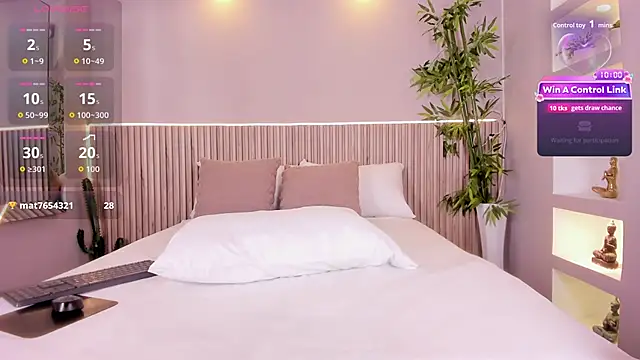 แชท XXX สดของ LucieMillerr