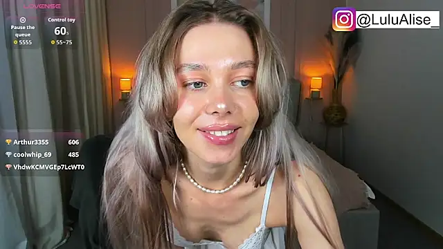 LuluAlis Adlı Modelin Canlı XXX Sohbeti