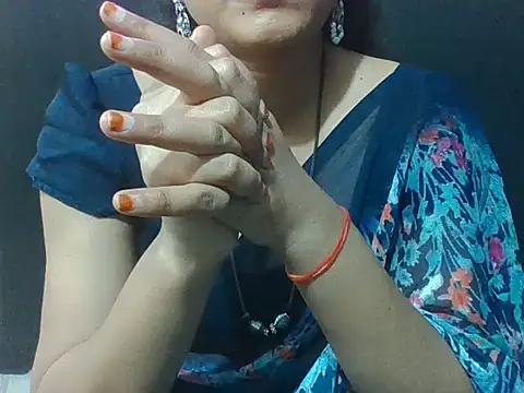 Thilothama_Vaishu Live XXX-Chat