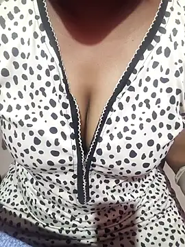 دردشة Tamil-riya الجنسية المباشرة