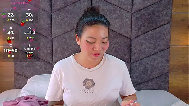 AnnieRouse__'s Live XXX Chat