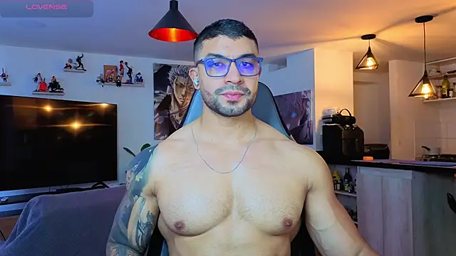 Michael_Diamond Live XXX-chat