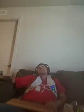 yourMasterisBoredのライブXXXチャット