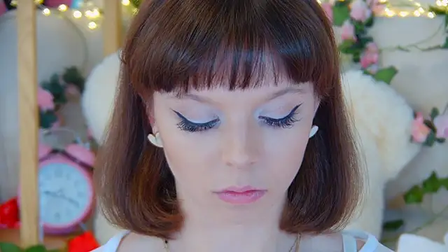 ElisabethDavis: онлайн-секс-чат