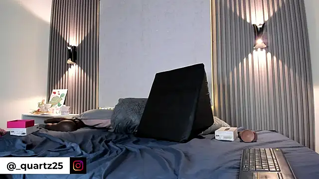 XXX chat uživo modela Zafiiraa