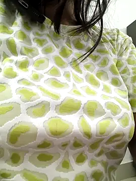 paro22_sex Live XXX-Chat