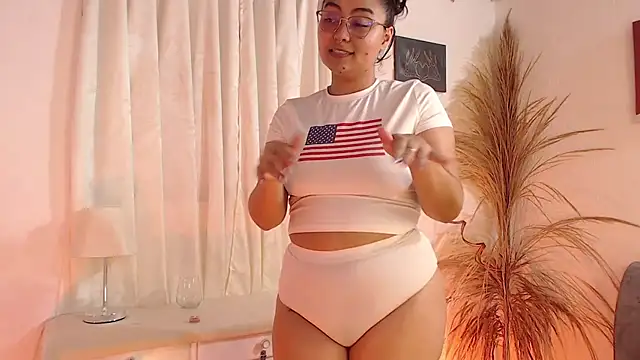 _Kim__M's Live XXX Chat