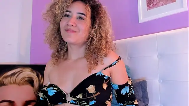 Živý XXX chat Charlotte11-11