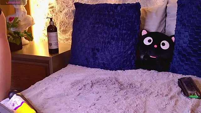 XXX chat uživo modela bella_mush