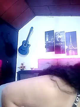 Chat XXX en directo de Keyla01_