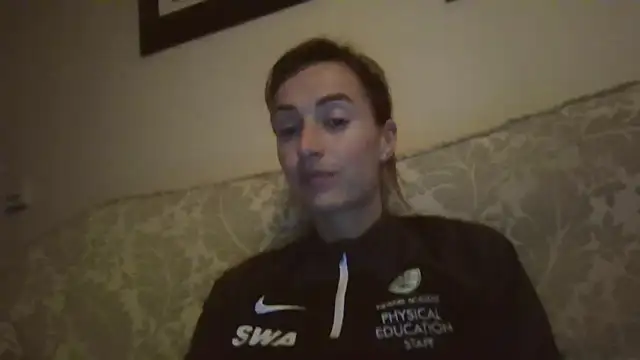 دردشة SportyBella_91 الجنسية المباشرة