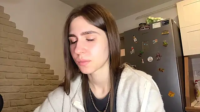 ElsieKuhlmann's Live XXX Chat