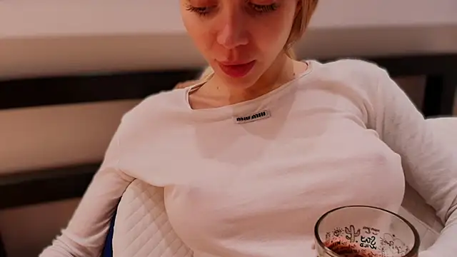 BillionCold 라이브 XXX 채팅