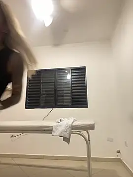 Živý XXX chat sabrinaneves