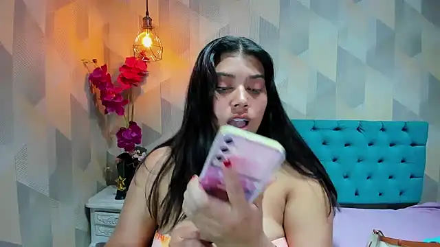 دردشة LindaBreeS الجنسية المباشرة