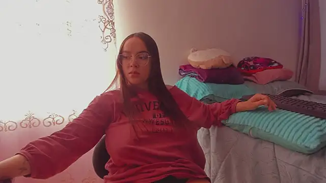 HARLEYNAPIER live XXX chat