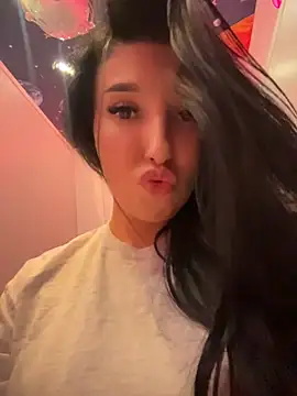 Czat XXX na żywo – Tisha_Busty