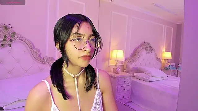 EstherValliere Chat XXX live