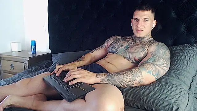 Shane_Clay: вебкам-шоу