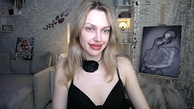 Онлайн чат XXX NickyAdamidi