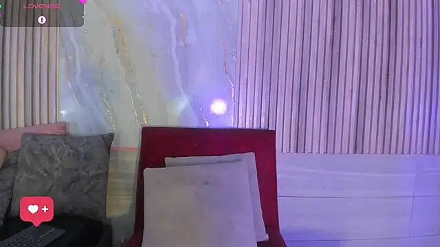 XXX chat uživo modela BriannaChelsea