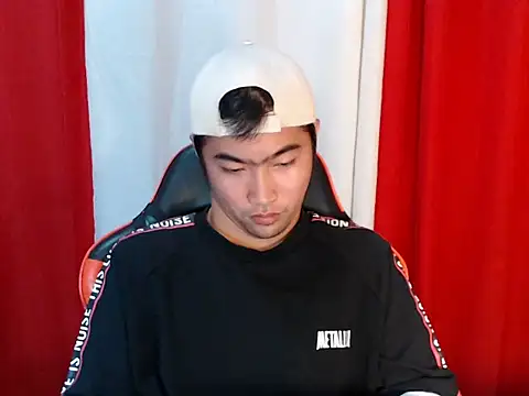 Pokazy przed kamerką – Siege_cum69