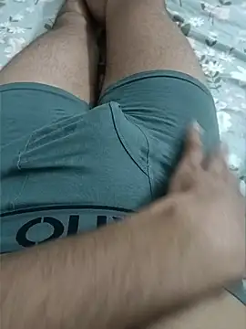 Rocky-badboy_cum4me Show Webcam