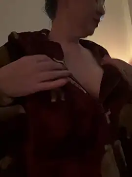 Chatroom XXX en direct de FemDom_RubyKnightXXO