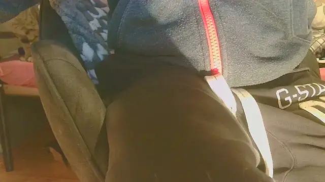 T0Yforeskin Webcam-Show