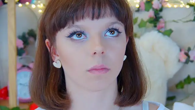 Czat XXX na żywo – ElisabethDavis