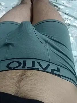 Rocky-badboy_cum4me 在線直播表演