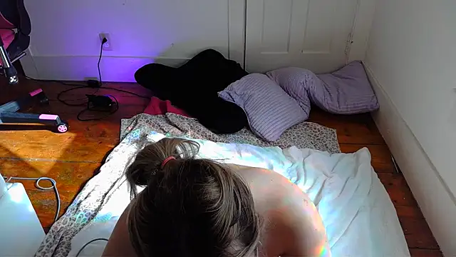 Chat +18 de switchykitty ao vivo