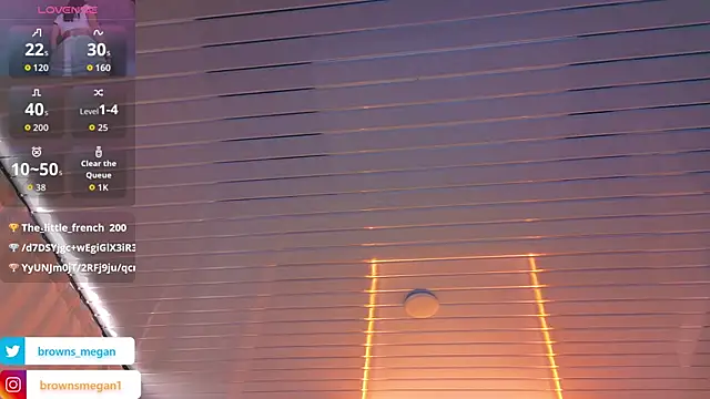 Megan_browns1's Live XXX Chat