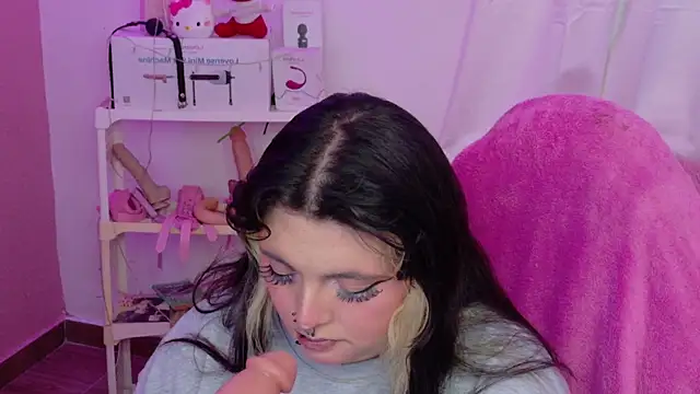 Sachi_Meow's Live XXX Chat