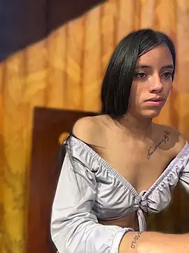 Онлайн чат XXX CELESTE_-EC