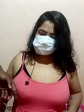 Pokazy przed kamerką – mathara_lakshani_