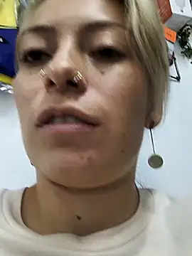 Tefannyy_ Chat XXX in diretta