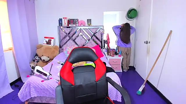 Luna_Analya Chat XXX in diretta