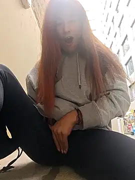 Chat XXX en directo de Xeena_