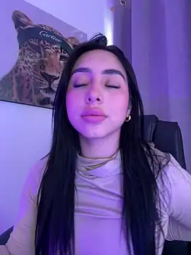 Chat +18 de isabella_jade ao vivo