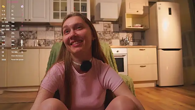 SharaNewbern: онлайн-секс-чат