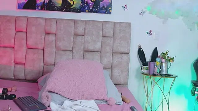 MiiaBlumm_'s Live XXX Chat