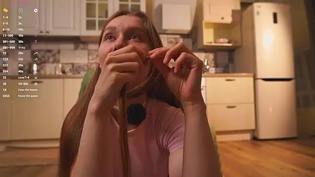 SharaNewbern: απευθείας συνομιλία ΧΧΧ