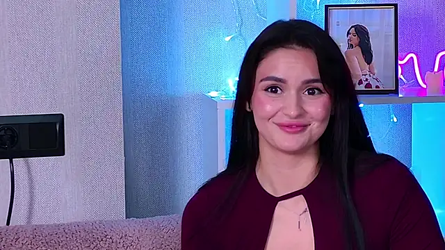 MilaaSweety Adlı Modelin Canlı XXX Sohbeti