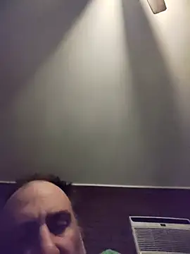 DjMykeSnow Chat XXX live