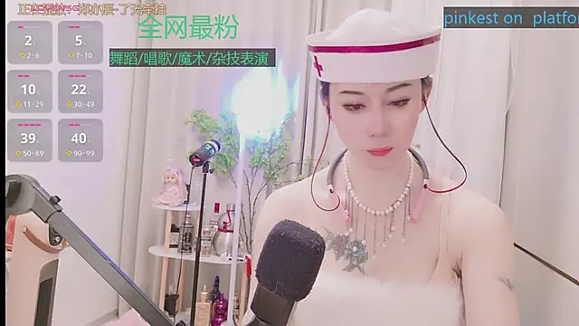 Luck_Lili_ – Naživo XXX chat